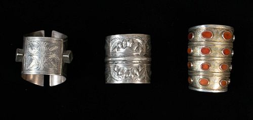 GROUPING OF TRIBAL SILVER CUFFSLot 36ff4c