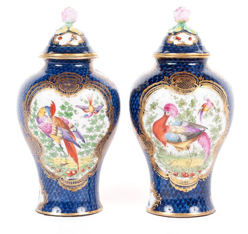 PAIR OF SAMSON HAND PAINTED CHINOISERIE 3700aa