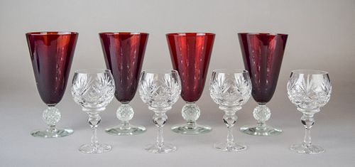 GROUPING OF GLASSWARE4 red glass 370174