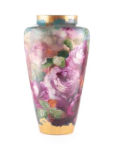 BELLEEK VICTORIAN FLORAL VASEBELLEEK 370385