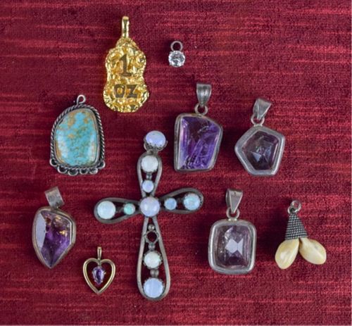 GROUPING OF PENDANTS AMETHYST PEARL 37044c