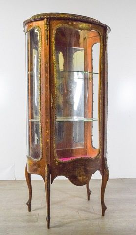 LOUIS XV STYLE VITRINESingle door vitrine