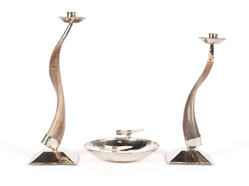 PAIR OF AIREDELSUR HORN CANDLESTICKS 3705a8