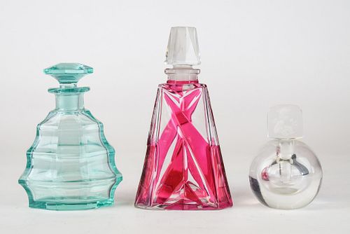 3 CRYSTAL PERFUMESSteuben, Moser and