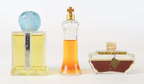 3 PERFUMES3 perfumes: Blue Grass,