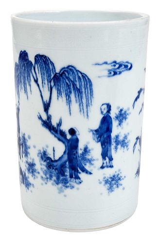 CHINESE BLUE AND WHITE PORCELAIN 370916