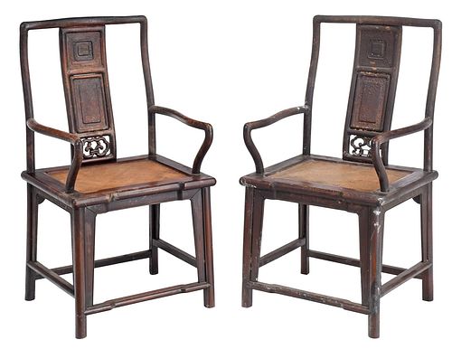 PAIR OF CHINESE CARVED ELMWOOD 370924