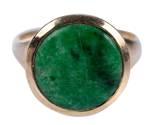 14KT. JADE DISC RINGone flat bezel