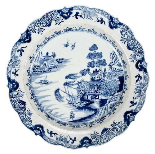 CHINESE BLUE AND WHITE PORCELAIN 3709f9