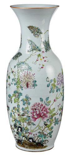 CHINESE FAMILLE ROSE ENAMELED PORCELAIN