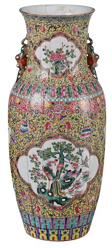 CHINESE FAMILLE ROSE ENAMELED PORCELAIN 370a05