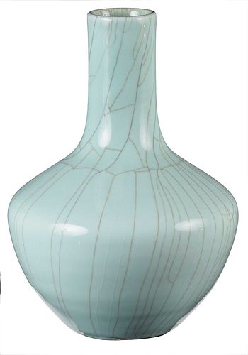 CHINESE GUAN STYLE CELADON GLAZED