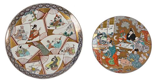 TWO LARGE JAPANESE IMARI CHARGERScomprising  370a68