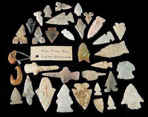 NATIVE AMERICAN PROJECTILE POINTS &