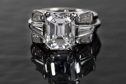 4 49CT EMERALD CUT DIAMOND RING 370dd7