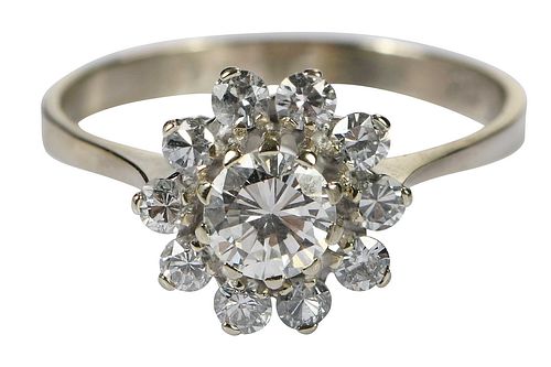 18KT DIAMOND FLOWER MOTIF RINGone 370de2