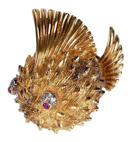 18KT. PUFFER FISH BROOCHtwo round