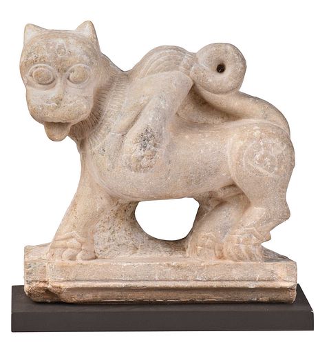 ITALIAN CARVED STONE LION SCULPTURE possibly 370f24