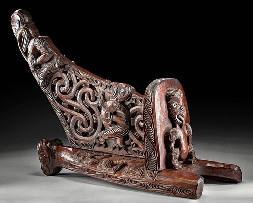 ORNATE 20TH C MAORI WOOD CANOE 37113a