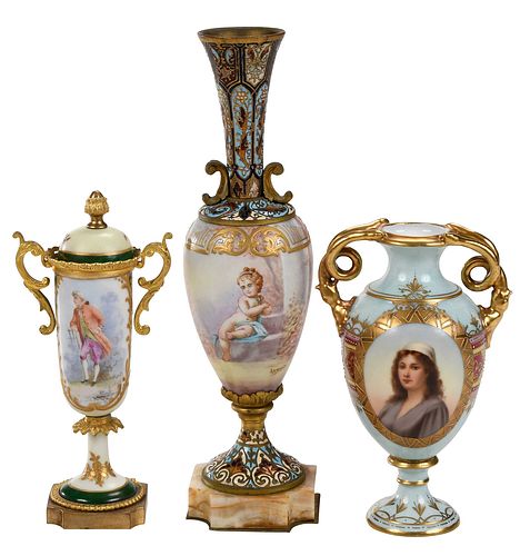 THREE FRENCH PORCELAIN CABINET 3712a8