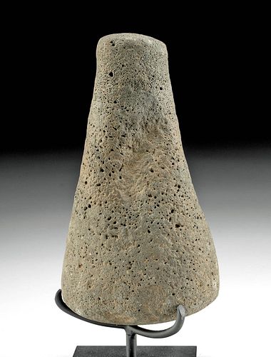 18TH C. HAWAIIAN PRE-CONTACT BASALT