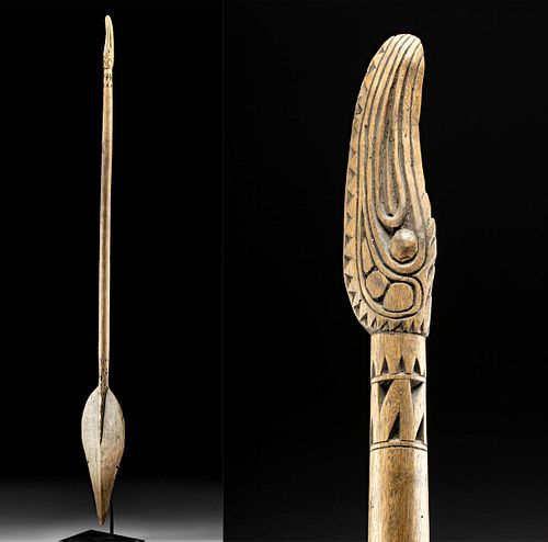 20TH C. PAPUA NEW GUINEA WOOD PADDLE