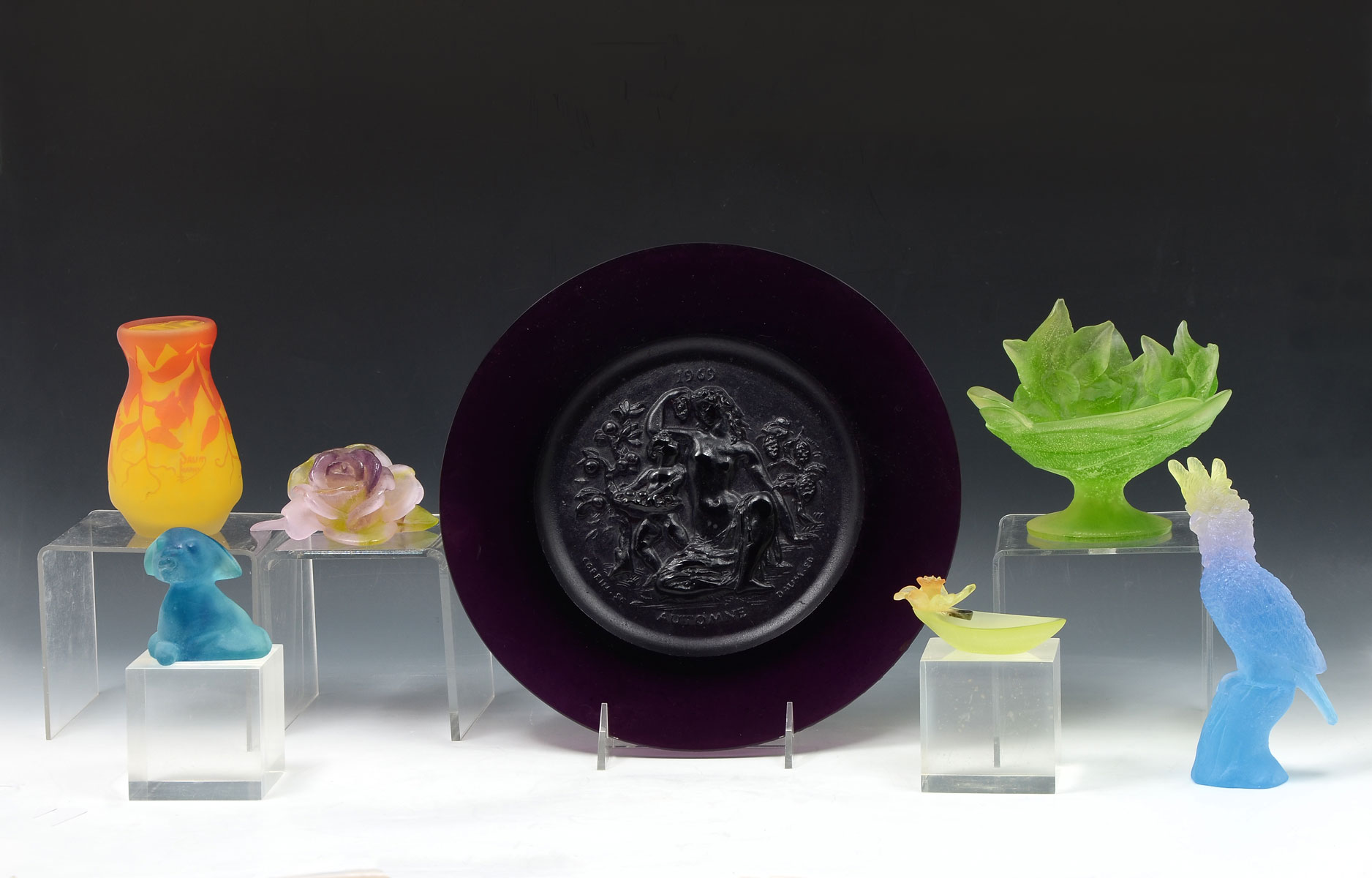 7 PC. DAUM PATE DE VERRE & CAMEO