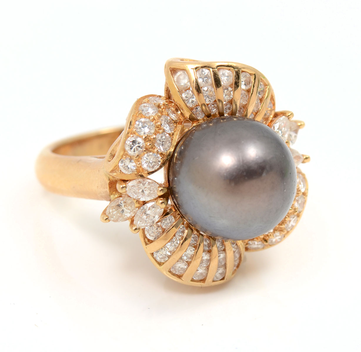 18K TAHITIAN PEARL & DIAMOND RING: