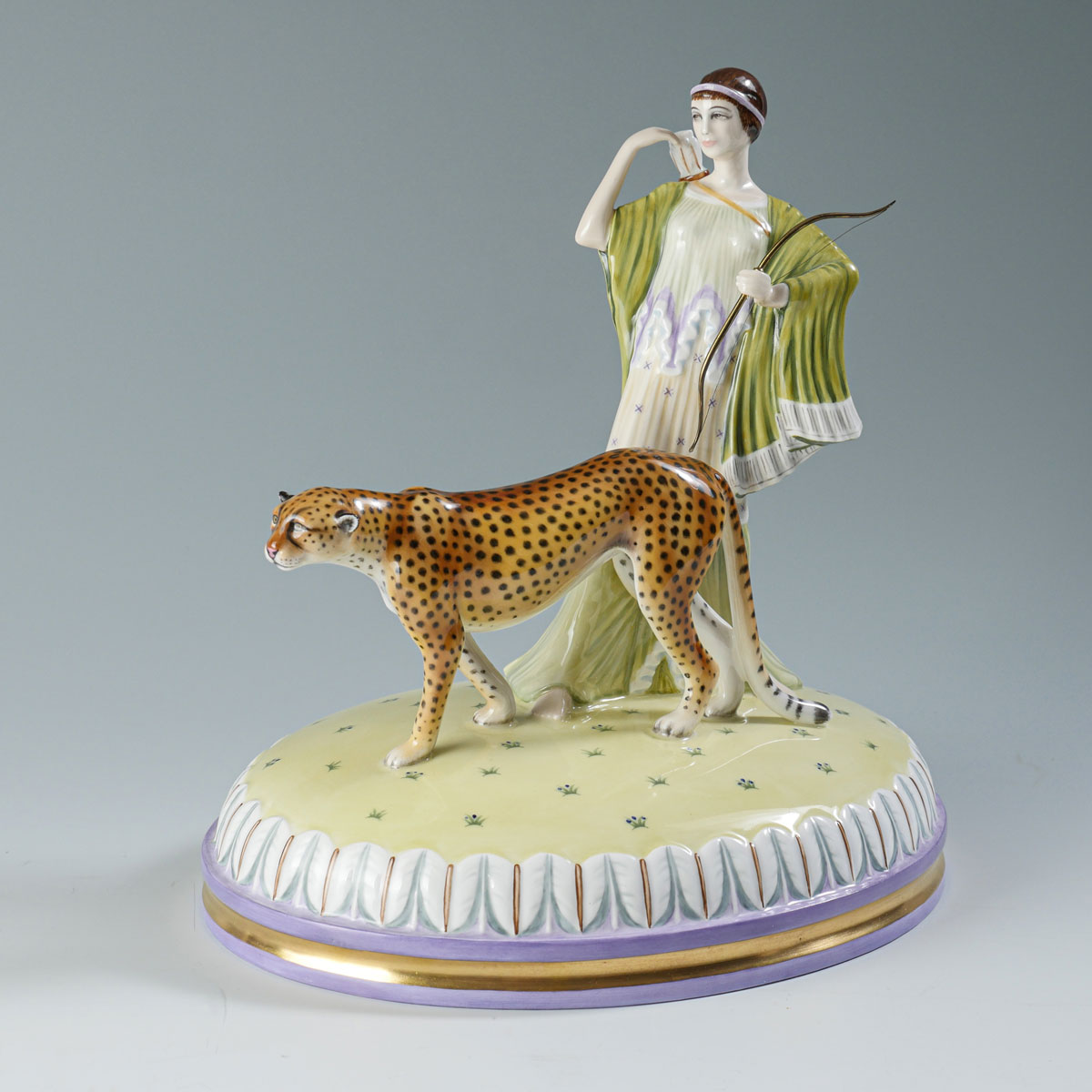 ROYAL DOULTON MYTHS & MAIDENS ''DIANA