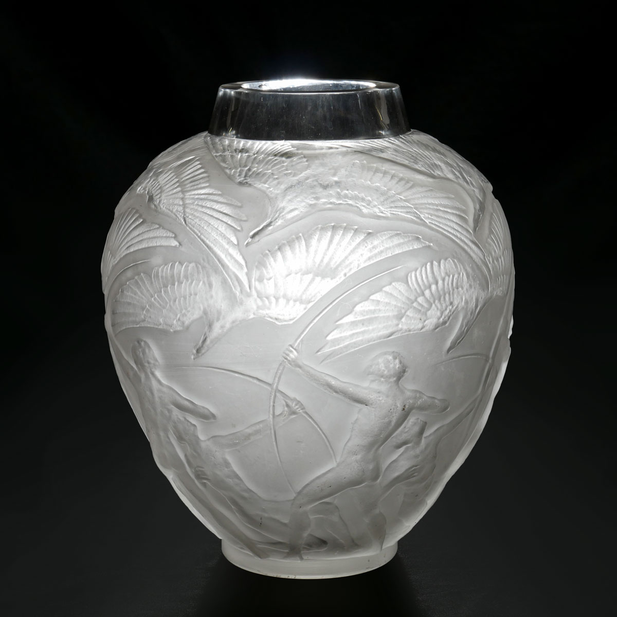 LARGE PRE WAR LALIQUE GLASS ARCHERS  36f10b