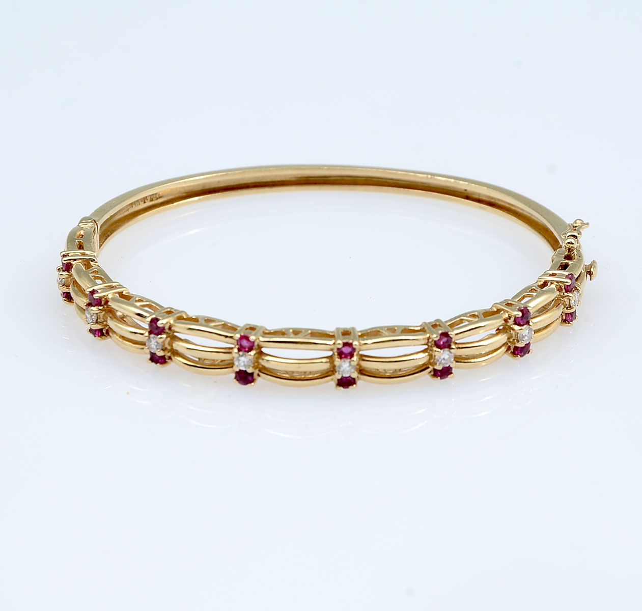 14K RUBY DIAMOND BANGLE BRACELET  36f12d