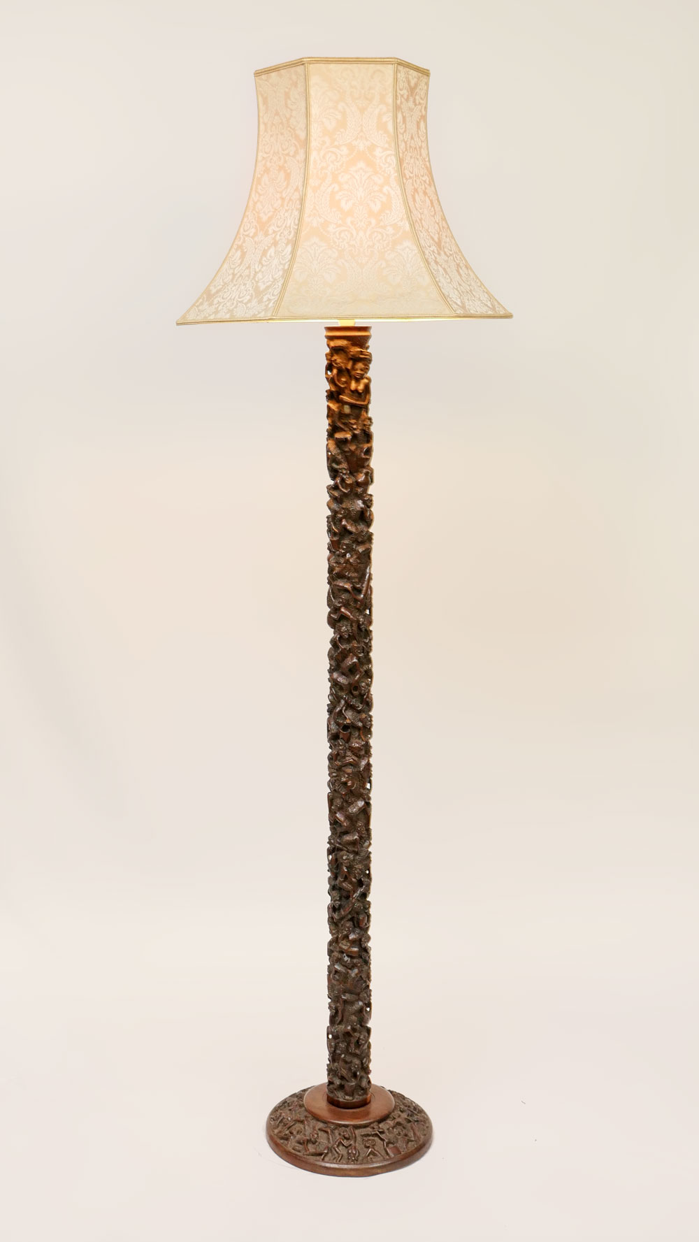 CARVED AFRICAN FIGURAL FLOOR LAMP: