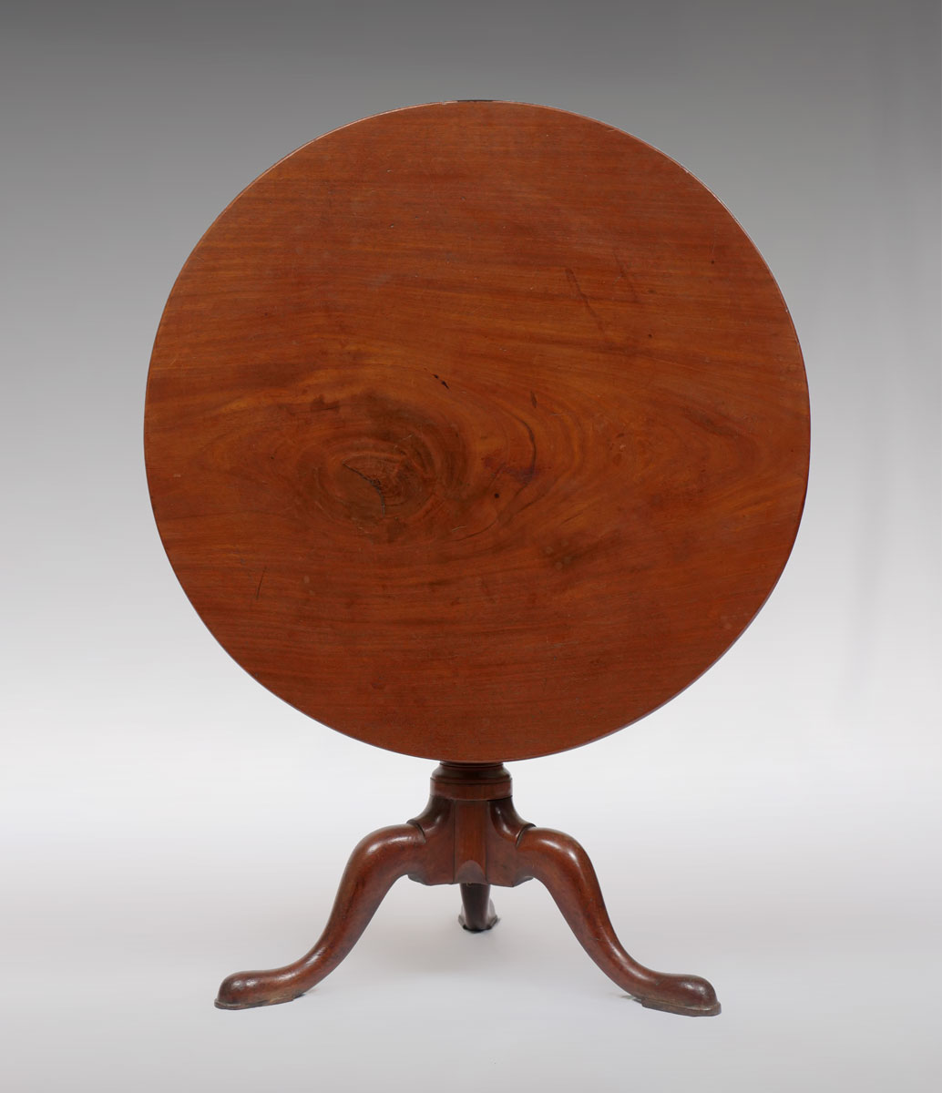 CLUB FOOT TILT TOP TABLE: Tilt