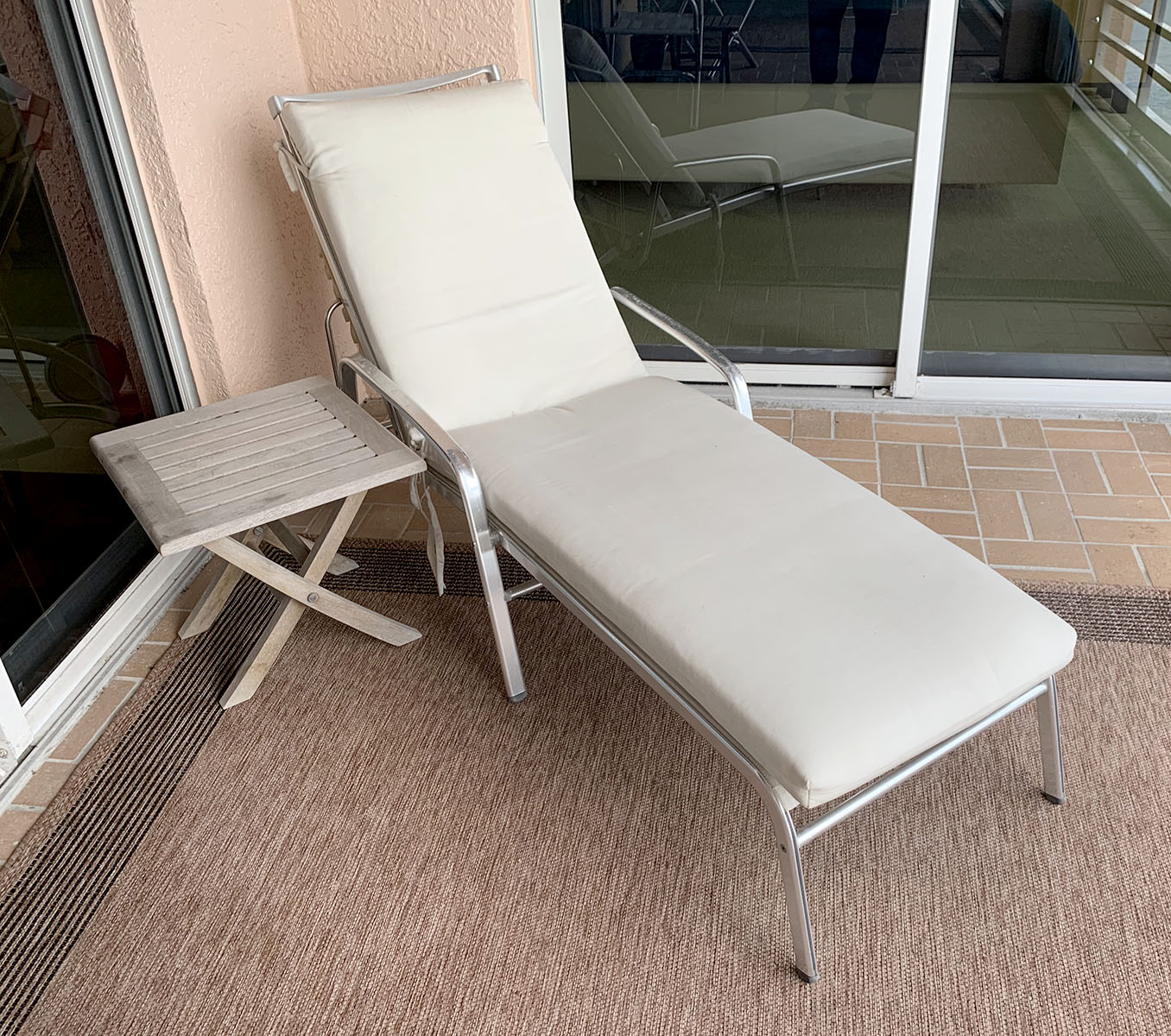 EBEL LUCCA ALUMINUM CHAISE LOUNGE: