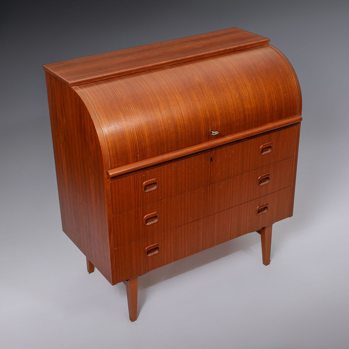 DANISH MODERN CYLINDER ROLL DESK: Danish