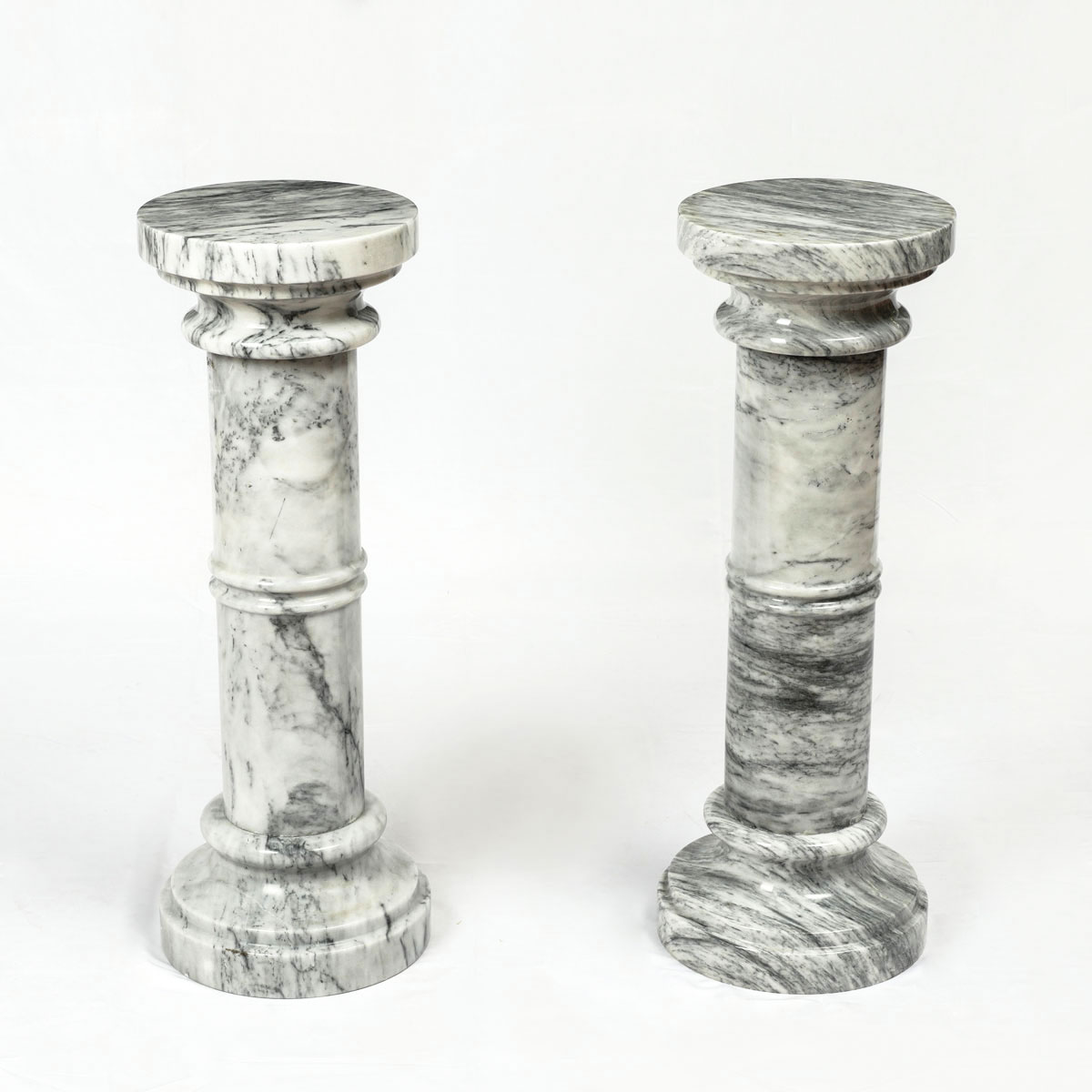 PAIR OF TURNED MARBLE PEDESTALS: