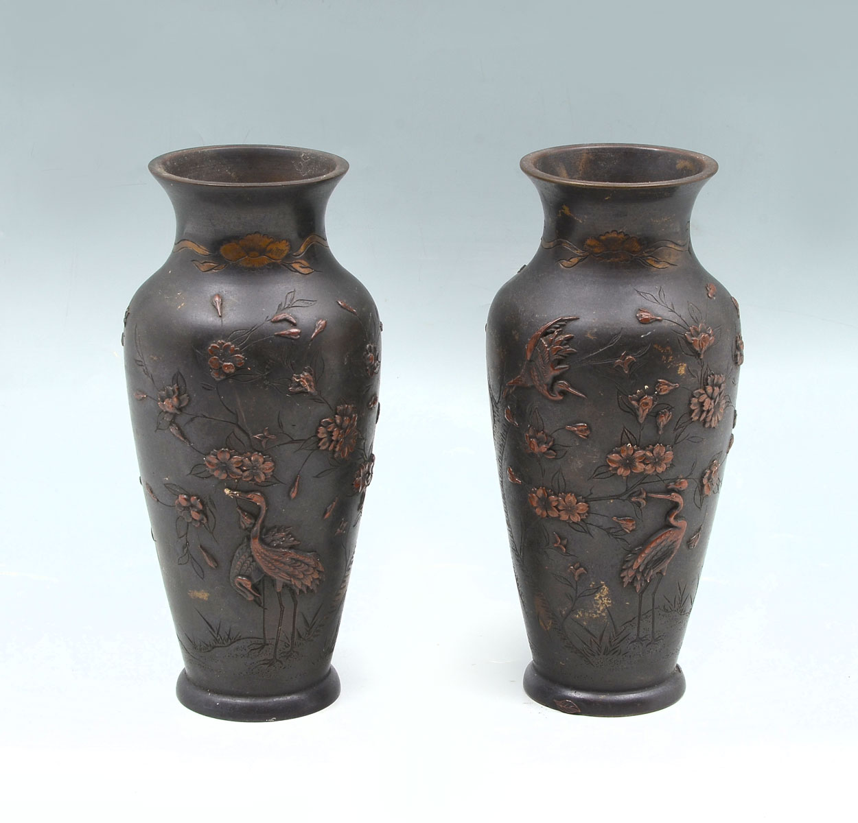 OPPOSING JAPANESE MEIJI VASES  36f4b8