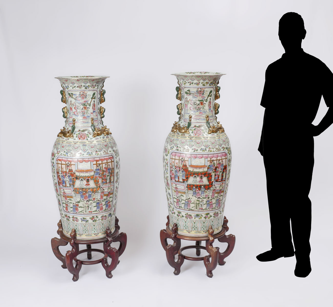 PAIR OF TALL CHINESE PALACE VASES  36f55b