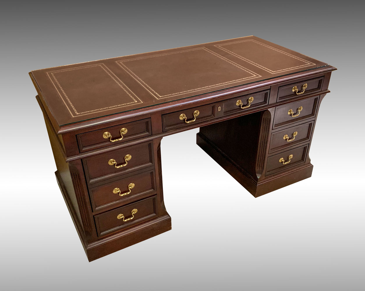 MAHOGANY 7 DRAWER EXECUTIVE DESK