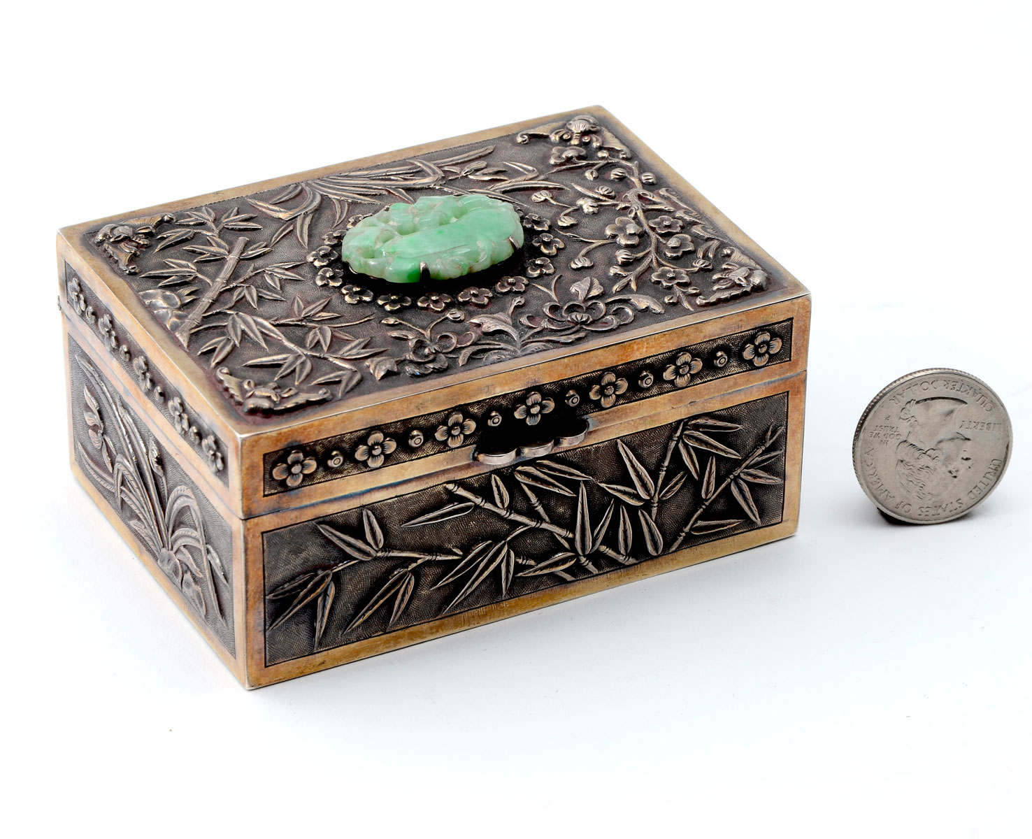 CHINESE SILVER & JADE BOX: Approx.