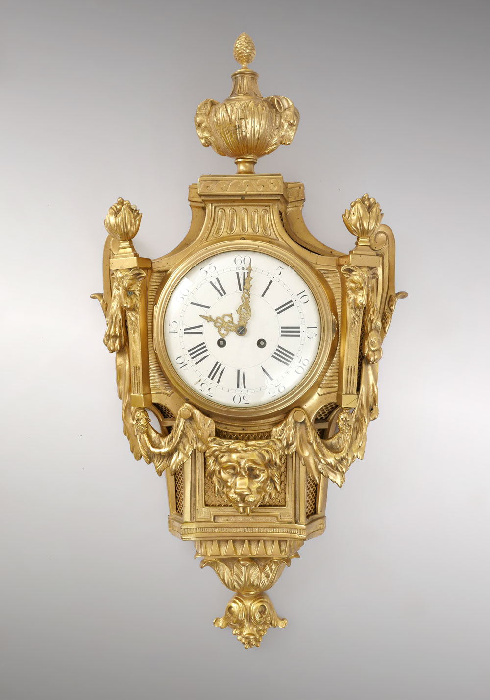 GILT BRONZE CARTEL CLOCK Gilt 36f758