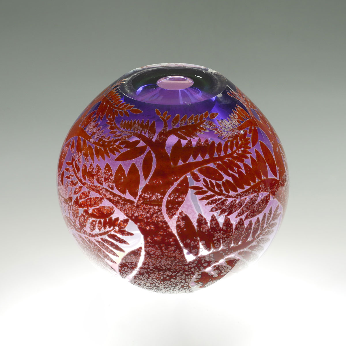 DUNCAN MCCLELLAN VASE: Purple ground