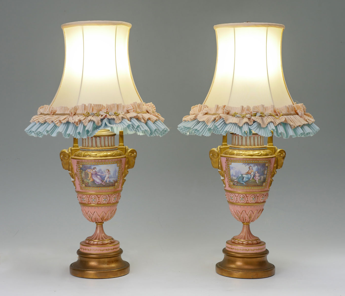 PAIR OF PINK SEVRES LAMPS: 2 Pink