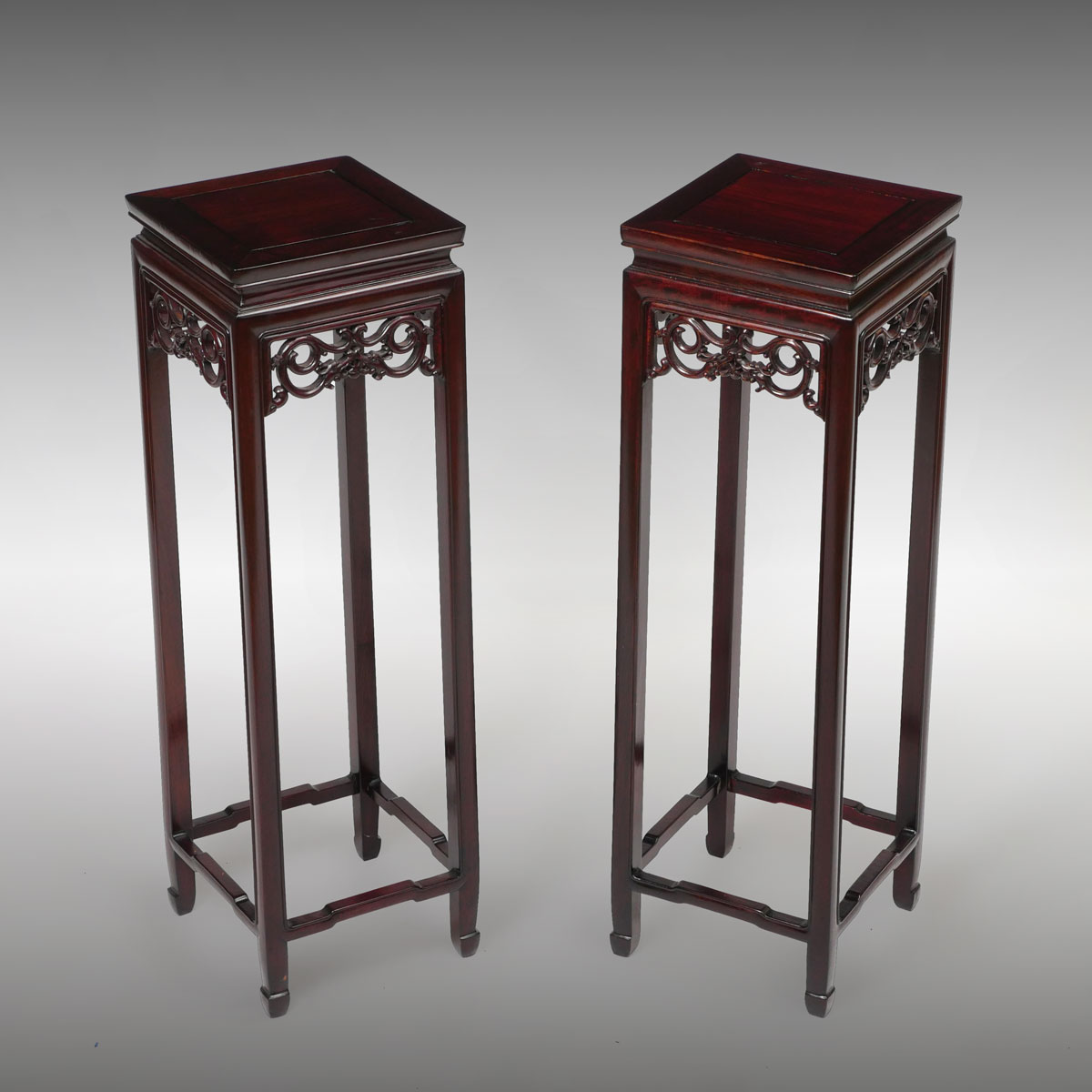 PAIR OF CARVED ROSEWOOD CHINESE 36f8e6