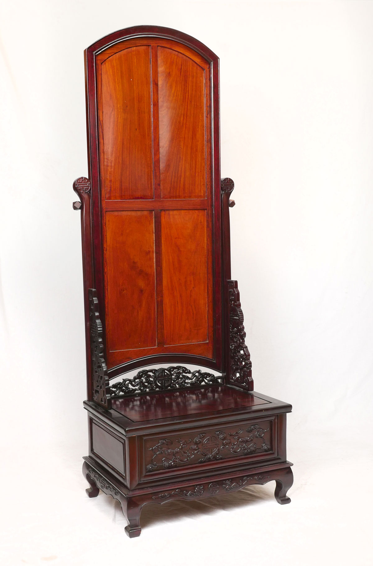 CHINESE CARVED DRESSING SEAT: Carved