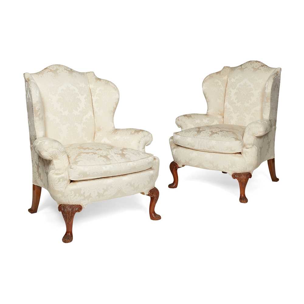 PAIR OF GEORGE II STYLE WING ARMCHAIRS 20TH 36fcb8