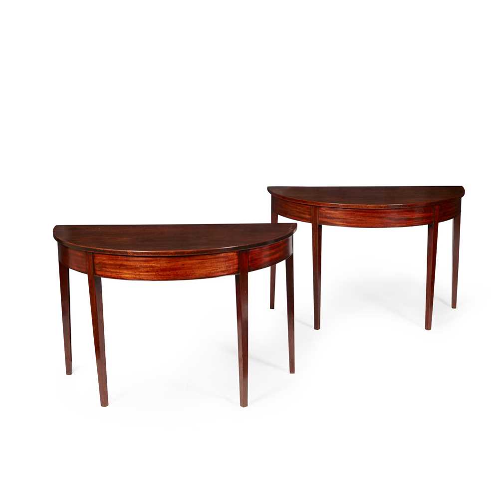 PAIR OF GEORGE III MAHOGANY DEMI LUNE 36fddf