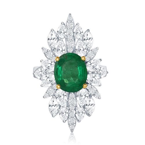 EMERALD AND DIAMOND RINGEMERALD 372546