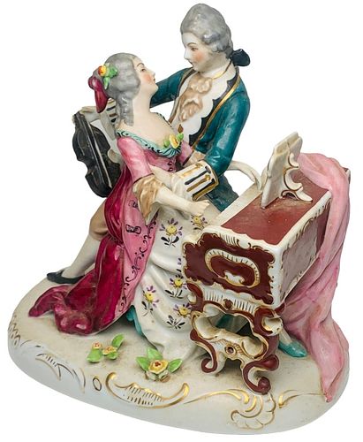 ANTIQUE PORCELAIN SCULPTURE MUSICAL 3725e4