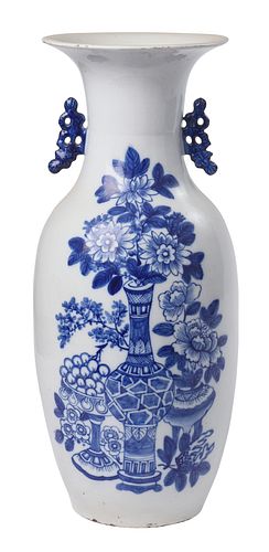 CHINESE BLUE AND WHITE PORCELAIN 37267c